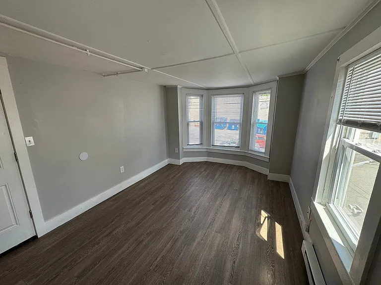 48-50 Portland St #2-48 — Photo 2