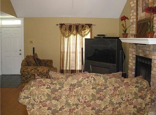 5th image of 2056 Golfview Dr