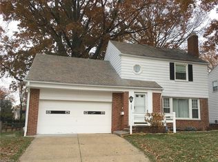 1207 Hereford Rd, Cleveland Heights, OH