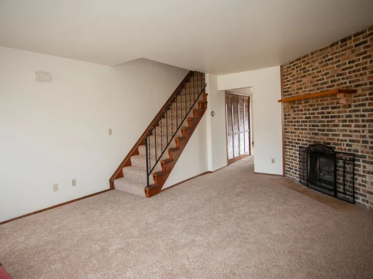 State Place Apartment Homes — Photo 9