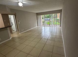 9001 Wiles Rd APT 101, Pompano Beach, FL 33067