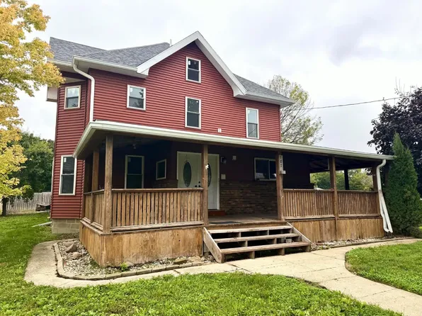 107 1st St NE, West Bend, IA 50597