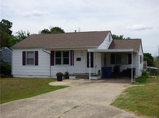 902 E Taylor Ave, McAlester, OK 74501