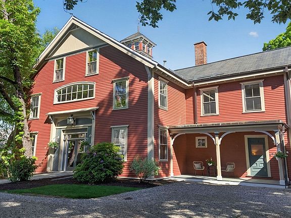 2nd image of 47 Longfellow Rd