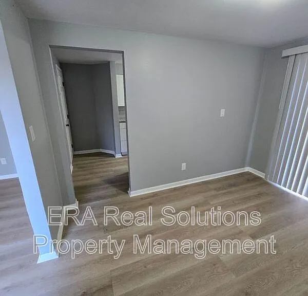 1622 Smith Rd — Photo 8