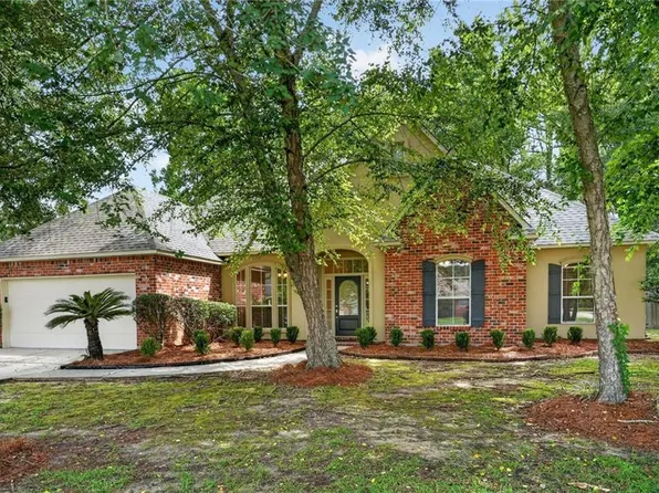 689 Goldflower Ln, Mandeville, LA 70448