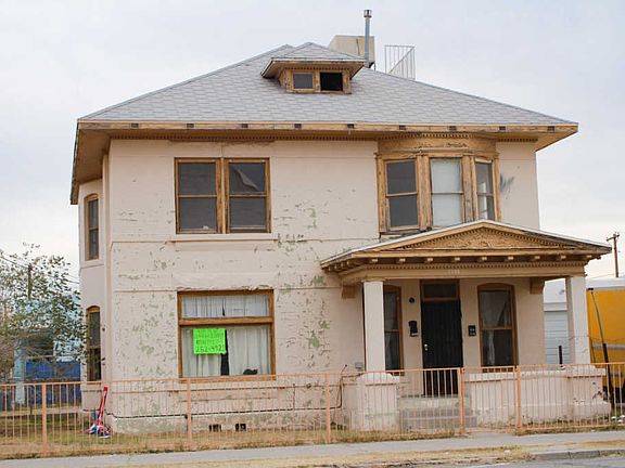 4th image of 1332 Myrtle Ave
