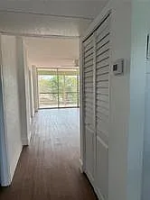 2 bed, 2.0 bath, 975 sqft, $1,975 — Photo 4