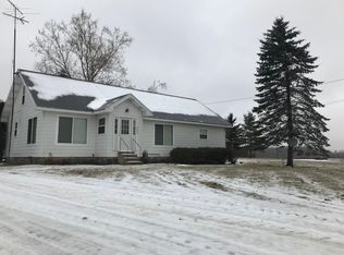 6627 N Mission Rd, Rosebush, MI 48878