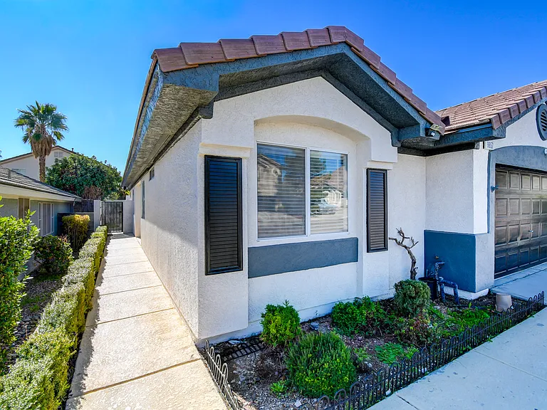 9657 Marble Peak Ct — Photo 29