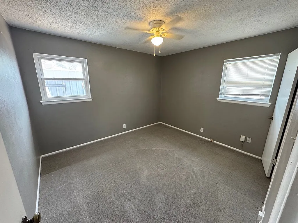 3 bed, 1284 sqft, $1,850 — Photo 4