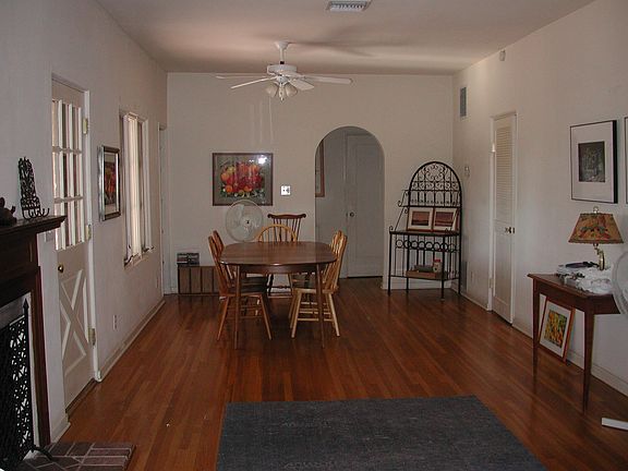 Dining Room Entry