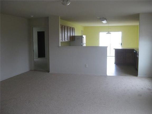 5th image of 1845 Wickham Dr