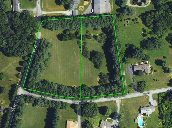 1121 Day Rd, Sykesville, MD 21784