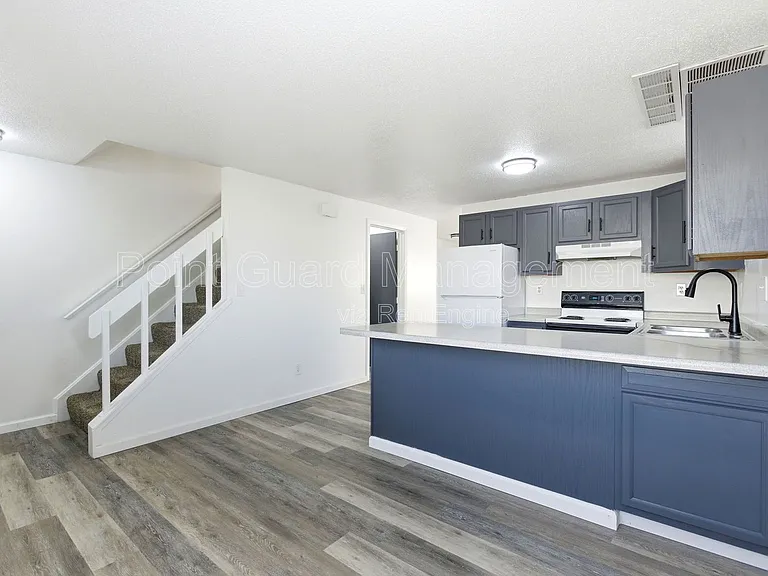 The Greenway Townhomes — Photo 33