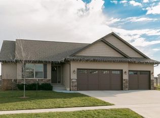 265 Locust Dr, North Liberty, IA 52317