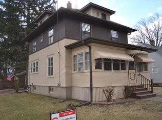 3 S Alfred Ave, Elgin, IL 60123