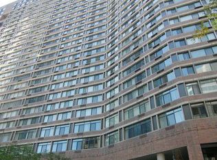 211 E Ohio St APT 509, Chicago, IL