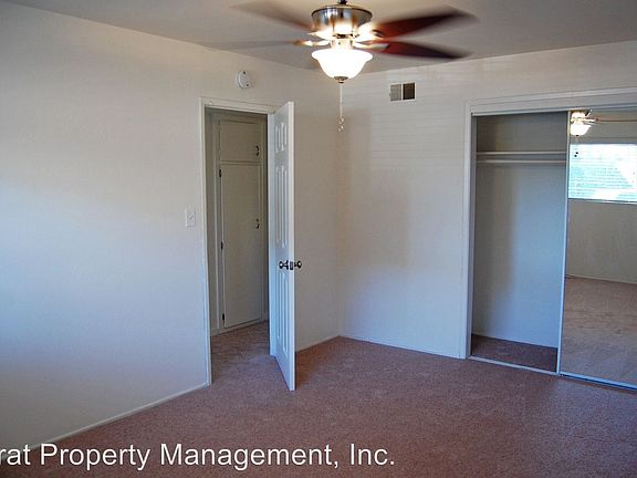 5th image of 2980 Clairemont Dr APT 18