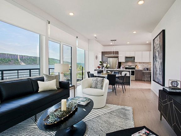 1177 @ Greystone corner Model Apartment with River Views