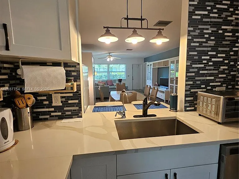 3015 SW 21st Ter #371B — Photo 9
