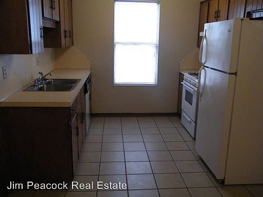 5th image of 408 Cherrie Ave