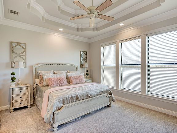 5th image of 602 Glenshire Dr