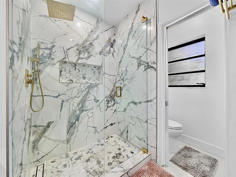 1100 Buchanan St — Photo 35