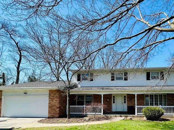 1207 Briarwood Dr, Elkhart, IN 46514