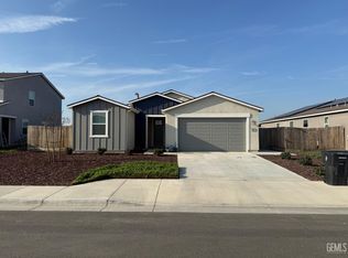 6611 Wind Wolfs Ln, Bakersfield, CA 93313