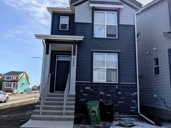223 Magnolia Dr SE, Calgary, AB T3M 3S7