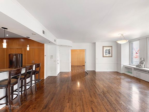 3rd image of 252 W 30th St APT 9A