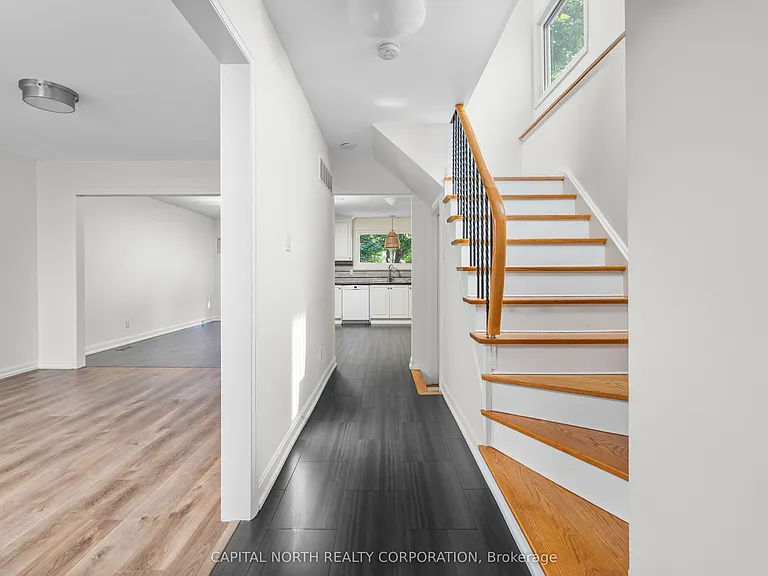 2396 Barcella Cres — Photo 4