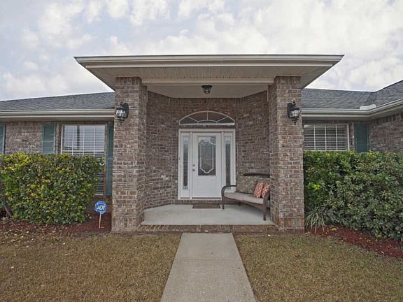3rd image of 2208 Sardinia Ct