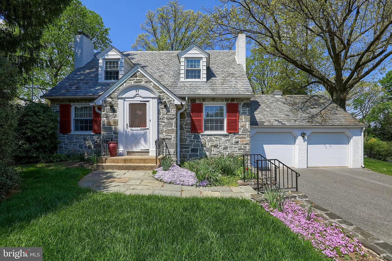 97 Peach Ln photo 1