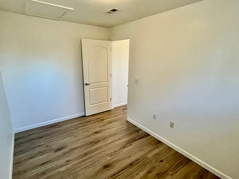3rd non-conforming bedroom without closet but does have window