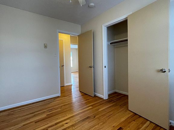 4th image of 113 Warren Cir