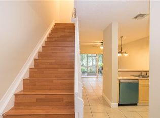 748 SW 122nd Ter, Pembroke Pines, FL 33025