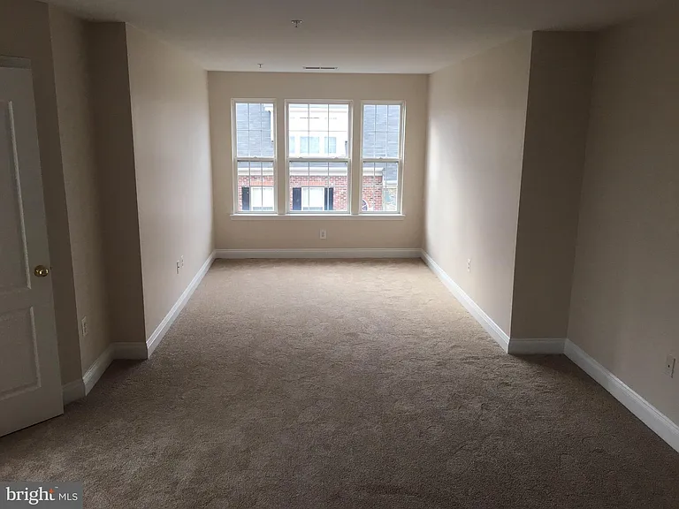 2122 Darcy Green Pl — Photo 11