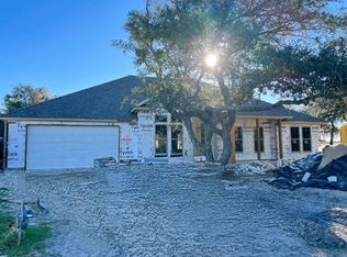 106 Cypress Point, Rockport, TX 78382