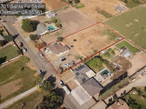 2nd image of 4701 Santa Fe Ave