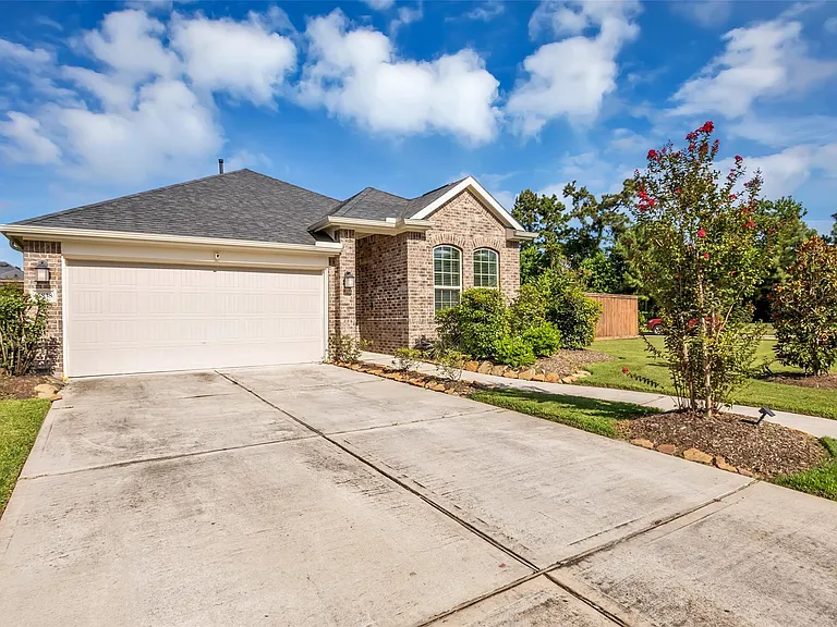 16838 Ellicott Rock Dr — Photo 2