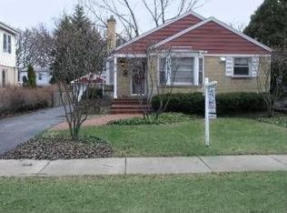 229 Nora Ave, Glenview, IL 60025