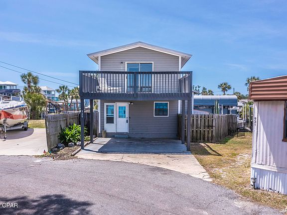 5th image of 929 Marina Dr