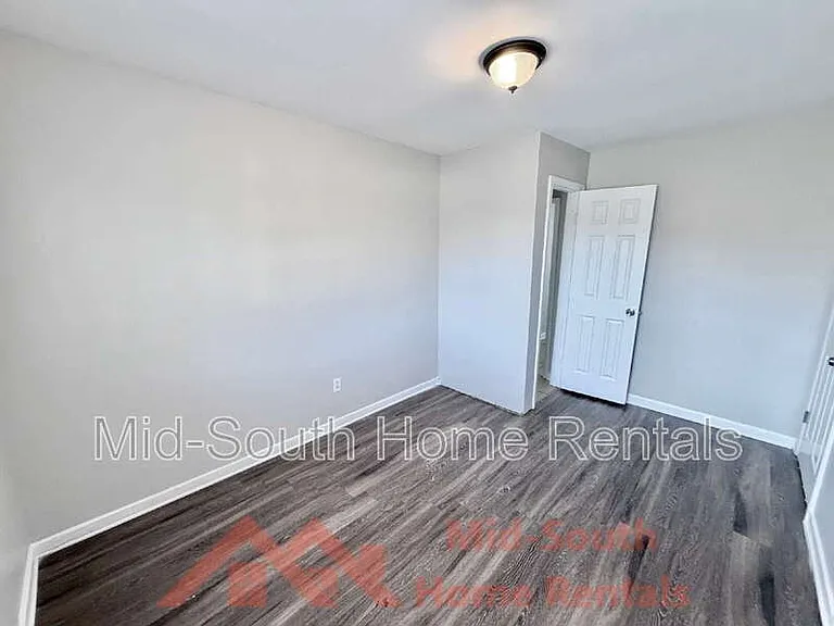 3513 Rochester Rd — Photo 19