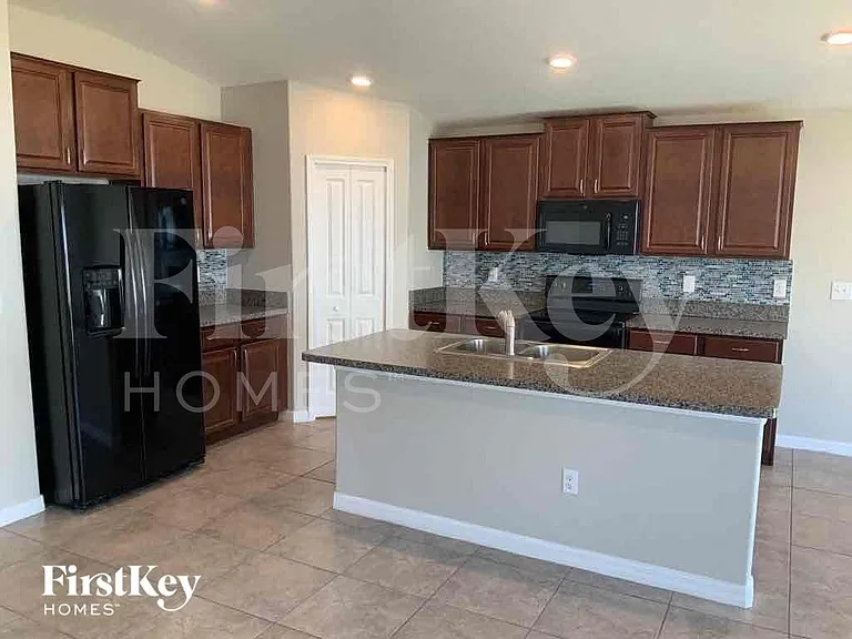 14144 Covert Green Pl — Photo 5