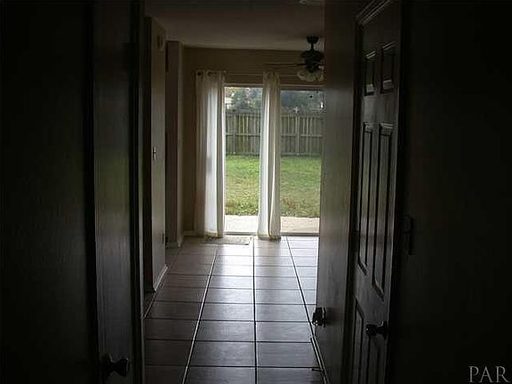 2nd image of 4227 Elmcrest Dr