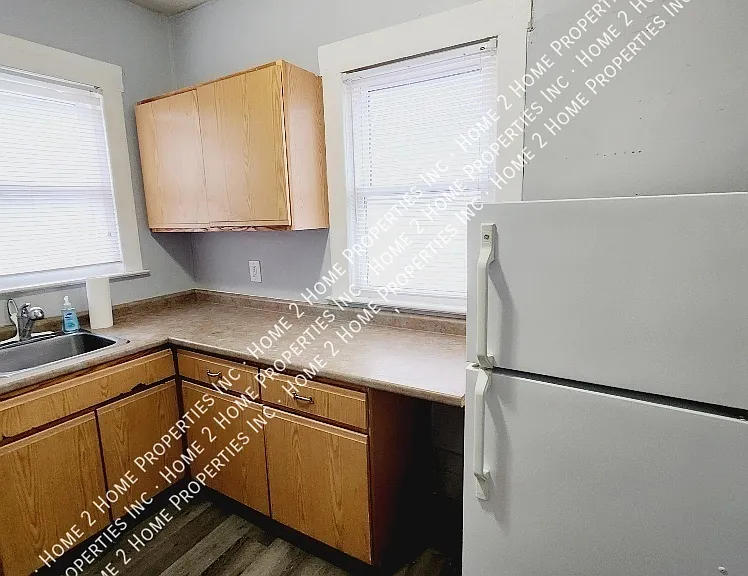 356 Josephine Ave — Photo 3