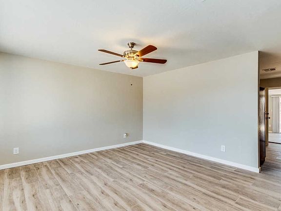 5th image of 2348 N 49th Ave