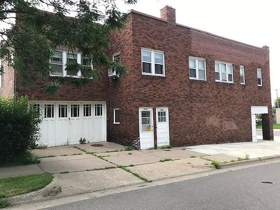 3rd image of 3701 Fremont Ave N